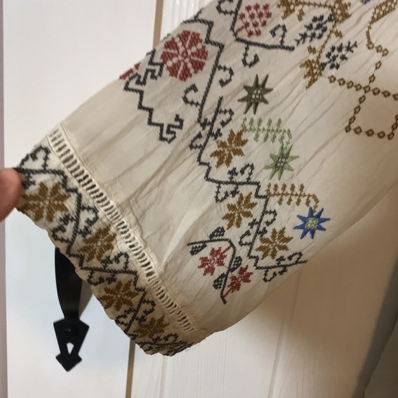 Johnny Was Canterie Embroidery Blouse - Picture 5 of 11